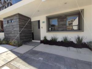 Casa en venta en Bosques Tres Marias, Morelia — foto 2 de 27