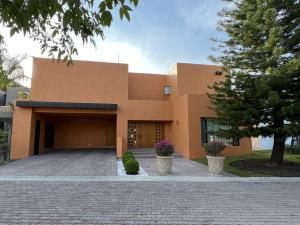 Casa en venta en Huertas El Carmen, Corregidora — foto 2 de 9