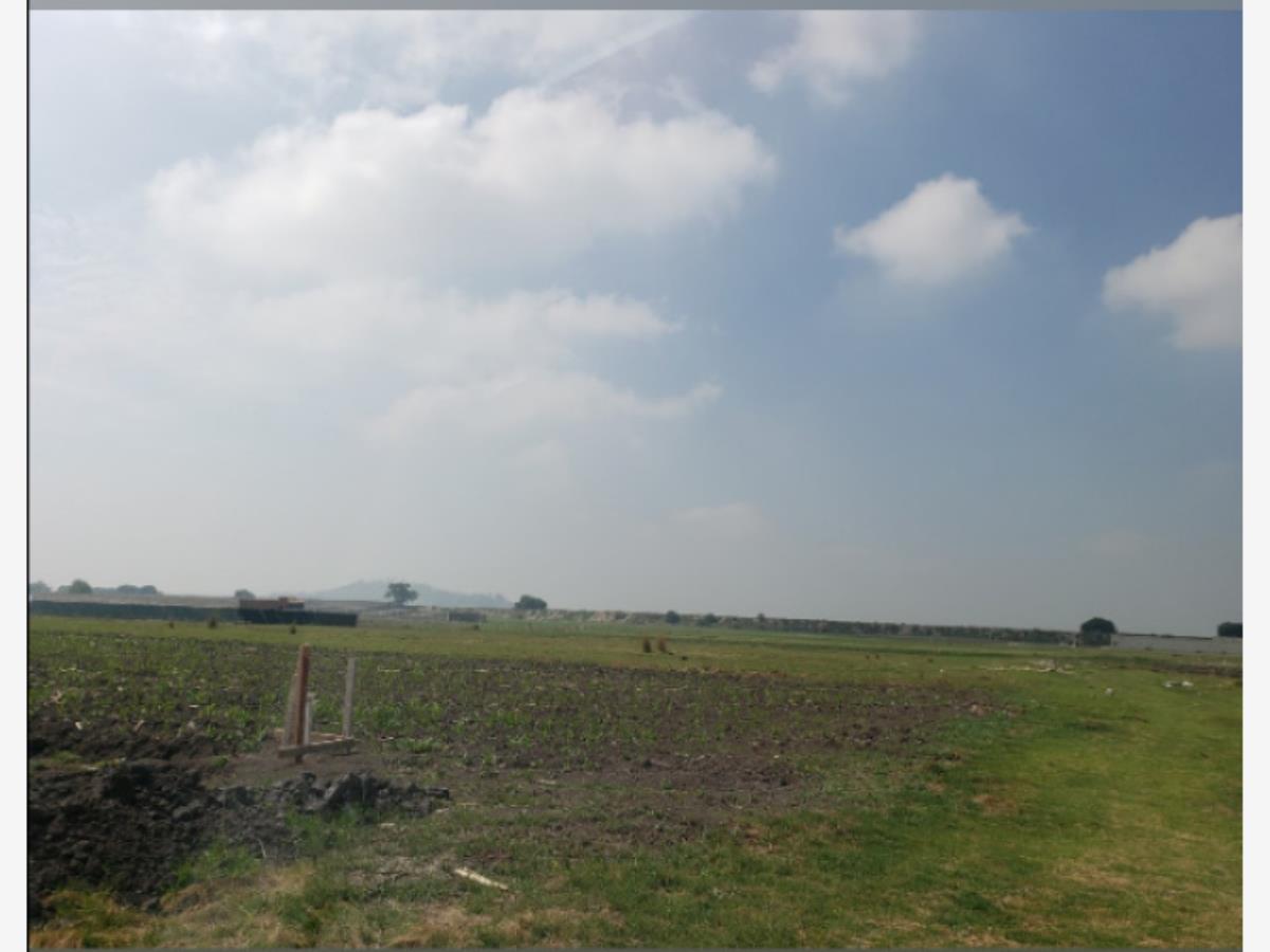 Terreno en venta en San Miguel Totocuitlapilco, Metepec