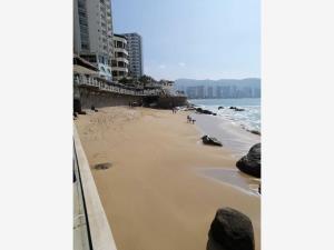 Departamento en venta en Club Deportivo, Acapulco de Juárez — foto 2 de 13