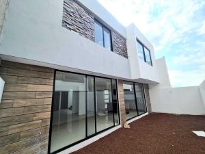 Casa en venta en Bosques Tres Marias, Morelia — foto 2 de 29