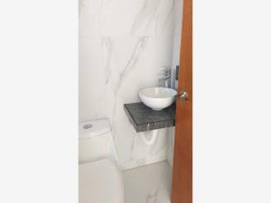 Casa en venta en Mesa de los Ocotes, Zapopan — foto 3 de 22