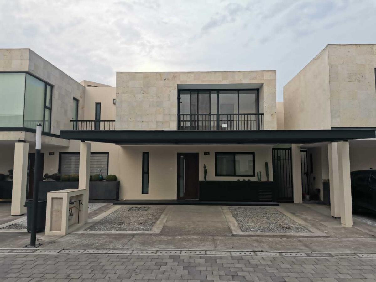 Casa en venta en Fénix Residencial, San Mateo Atenco — foto 1 de 26