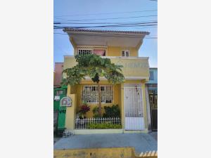 Casa en venta en Valente Díaz INFONAVIT, Veracruz — foto 2 de 2