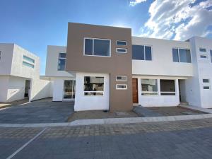 Casa en venta en Santiago Tlacotepec, Toluca — foto 2 de 14