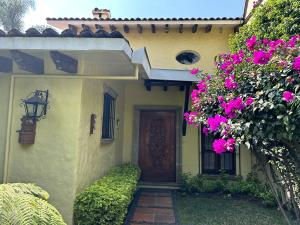 Casa en venta en Los Limoneros, Cuernavaca — foto 2 de 26