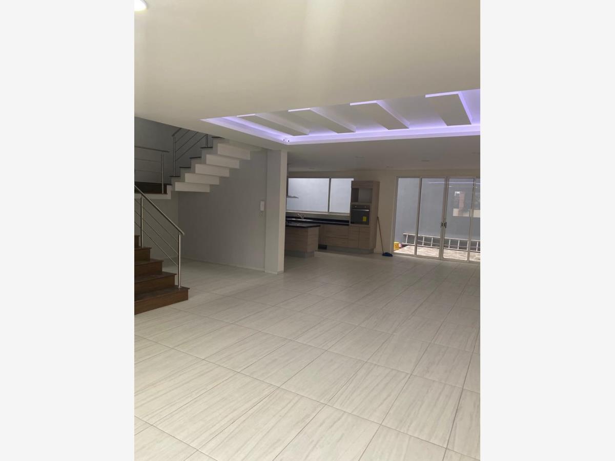 Casa en venta en Lomas Verdes 6a Sección, Naucalpan de Juárez — foto 1 de 34