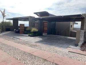 Casa en venta en Vista Real y Country Club, Corregidora — foto 2 de 9