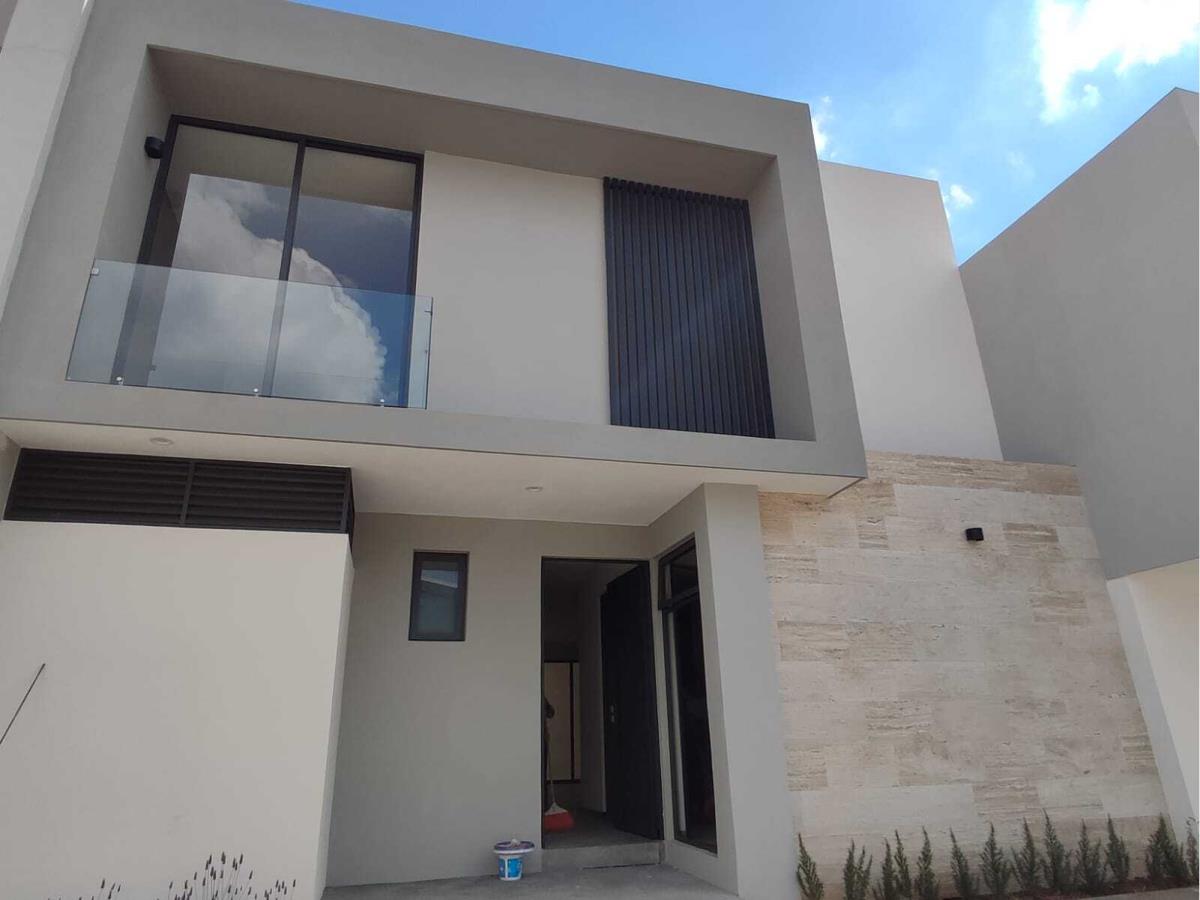 Casa en venta en Rincón de la Montaña, Morelia — foto 1 de 19