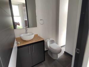 Casa en venta en Bosque Monarca, Morelia — foto 3 de 17