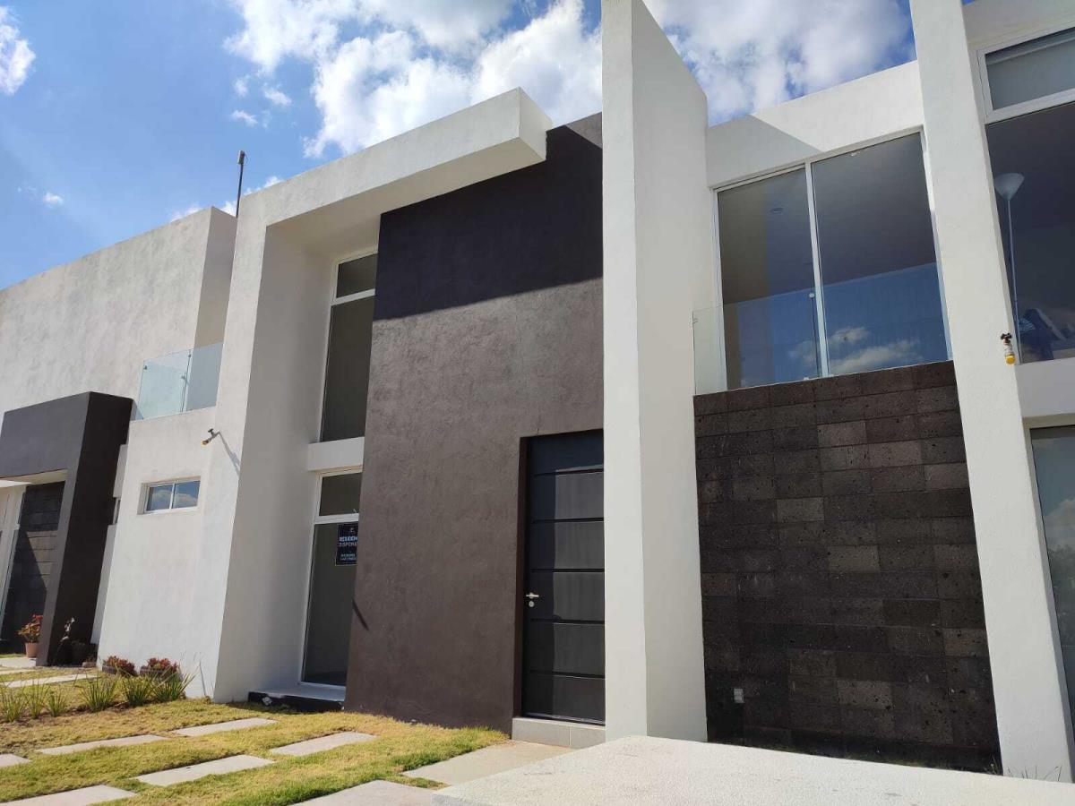 Casa en venta en Bosque Monarca, Morelia — foto 1 de 13