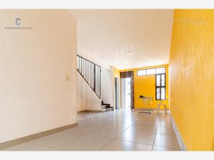 Casa en venta en Vibar, León — foto 2 de 17