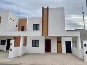 Casa en venta en Lomas de las Etnias, Torreón — foto 2 de 11