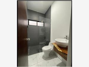 Casa en venta en Lomas de la Rioja, Alvarado — foto 3 de 7