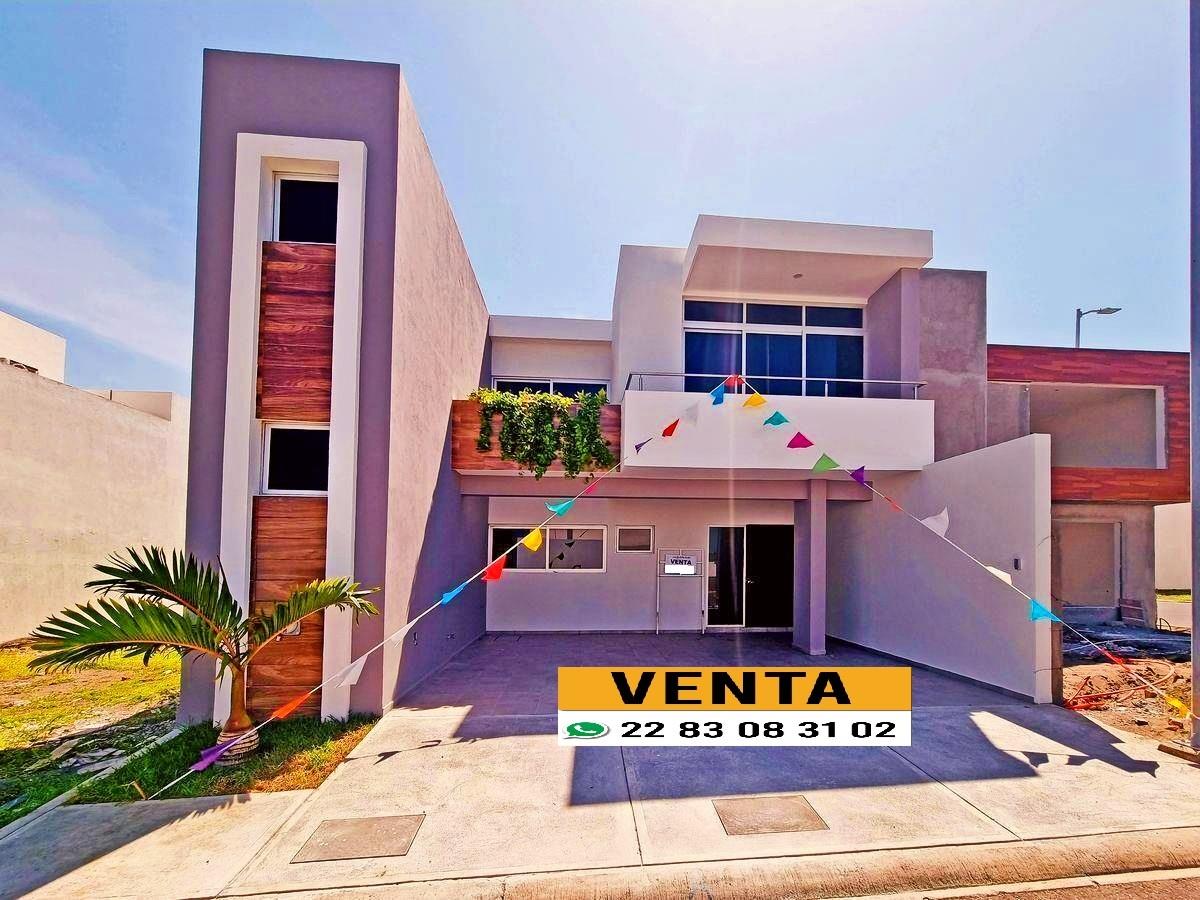 Casa en venta en Lomas de la Rioja, Alvarado — foto 1 de 18