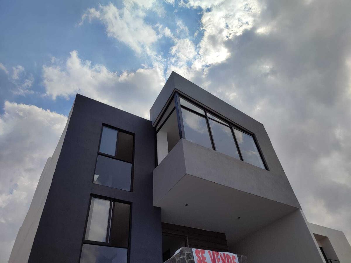 Casa en venta en Bosques Tres Marias, Morelia — foto 1 de 13
