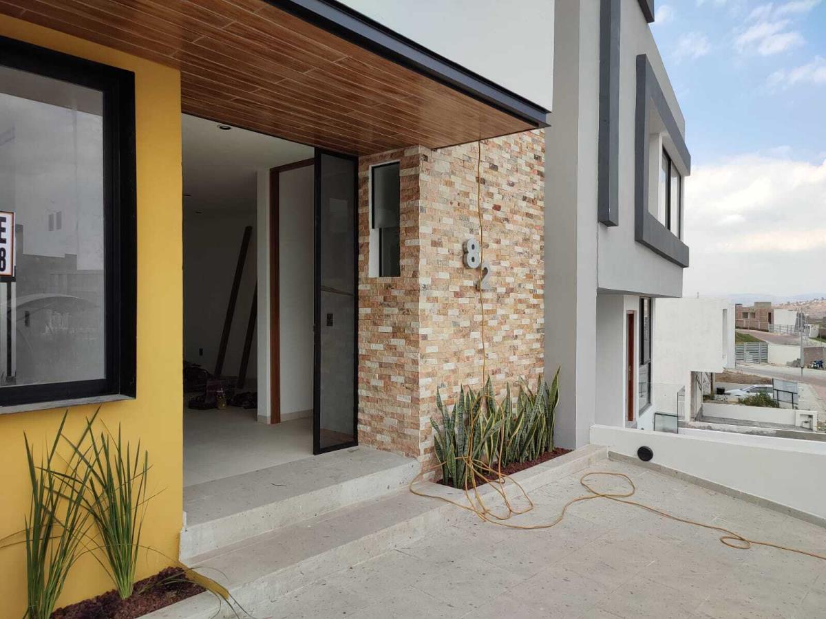 Casa en venta en Bosques Tres Marias, Morelia — foto 1 de 16