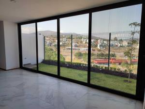 Casa en venta en Bosques Tres Marias, Morelia — foto 2 de 15