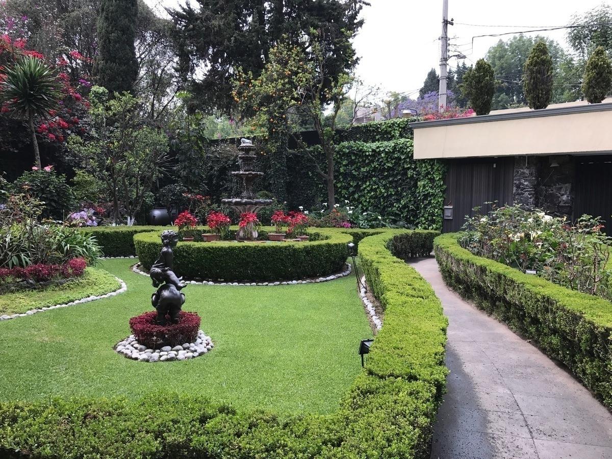 Casa en venta en Jardines del Pedregal, Álvaro Obregón — foto 1 de 11