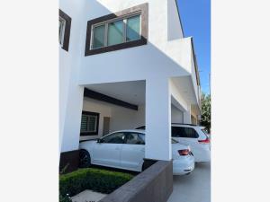 Casa en venta en Villas de la Ibero, Torreón — foto 3 de 9