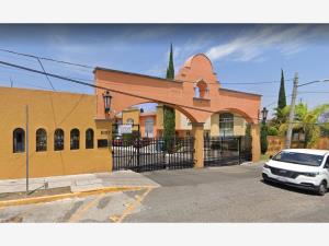 Casa en venta en Misión de Santiago, Corregidora — foto 3 de 13