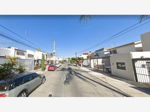 Casa en venta en Arboledas 2a Secc, Zapopan — foto 3 de 13