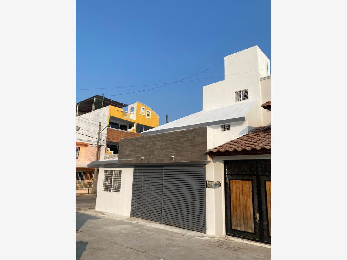 Casa en venta en Primero de Mayo, Centro — foto 1 de 18
