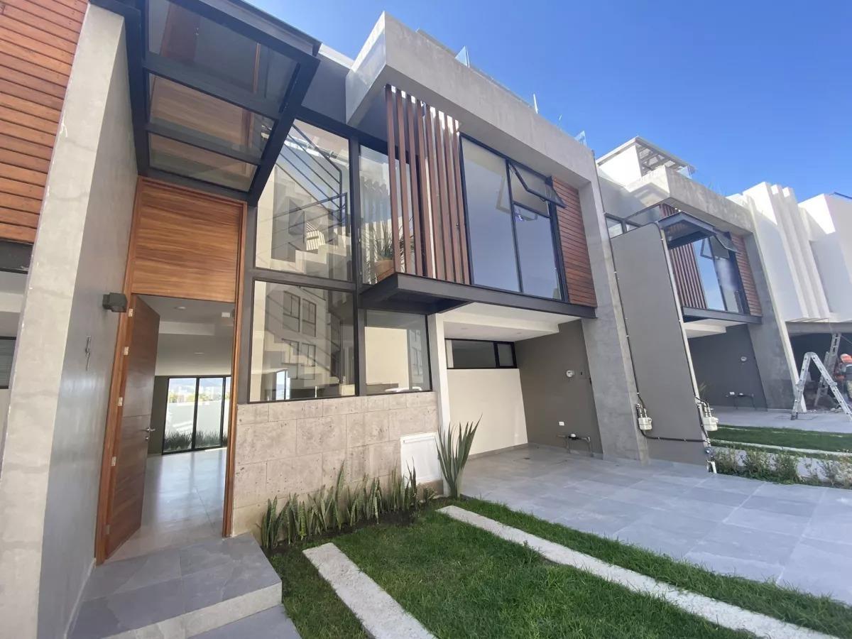 Casa en venta en Santa Clara Ocoyucan, Ocoyucan — foto 1 de 13