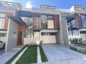 Casa en venta en Santa Clara Ocoyucan, Ocoyucan, Puebla Casa en venta en Santa Clara Ocoyucan, Ocoyucan, Puebla