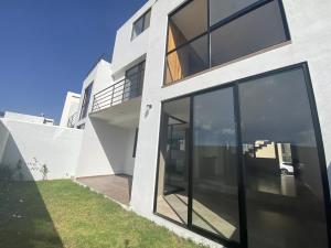 Casa en venta en Santa Clara Ocoyucan, Ocoyucan — foto 2 de 17