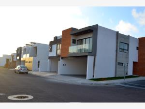 Casa en venta en Lomas de la Rioja, Alvarado — foto 3 de 34