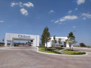 Terreno en venta en Puerta de San Rafael, Corregidora, Querétaro Terreno en venta en Puerta de San Rafael, Corregidora, Querétaro