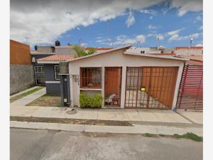 Casa en El Garambullo, Querétaro, Querétaro
