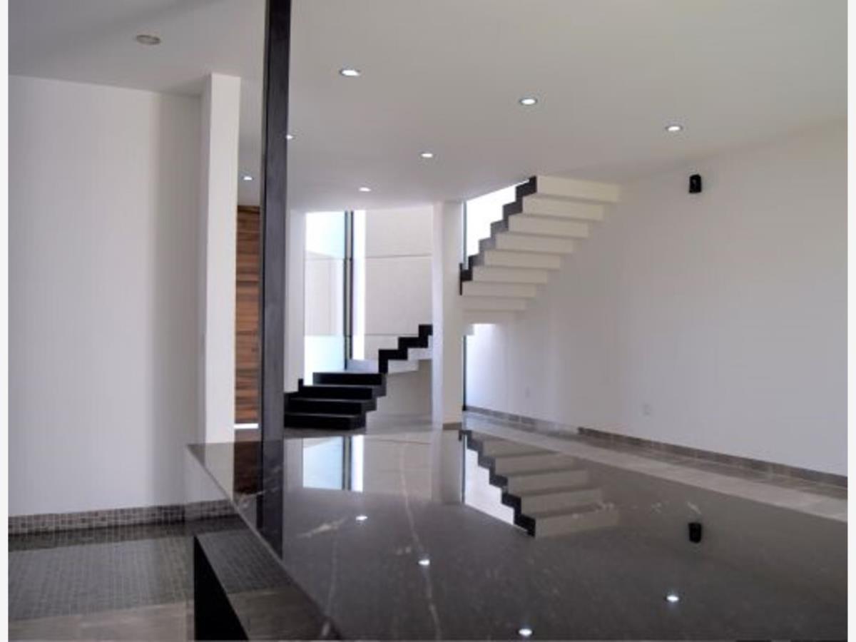Casa en venta en Porta Fontana, León