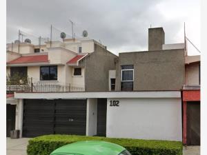 Casa en Paseos de Taxqueña, Coyoacán, Ciudad de México