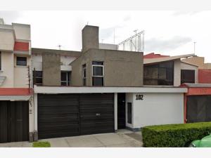 Casa en venta en Paseos de Taxqueña, Coyoacán — foto 2 de 8