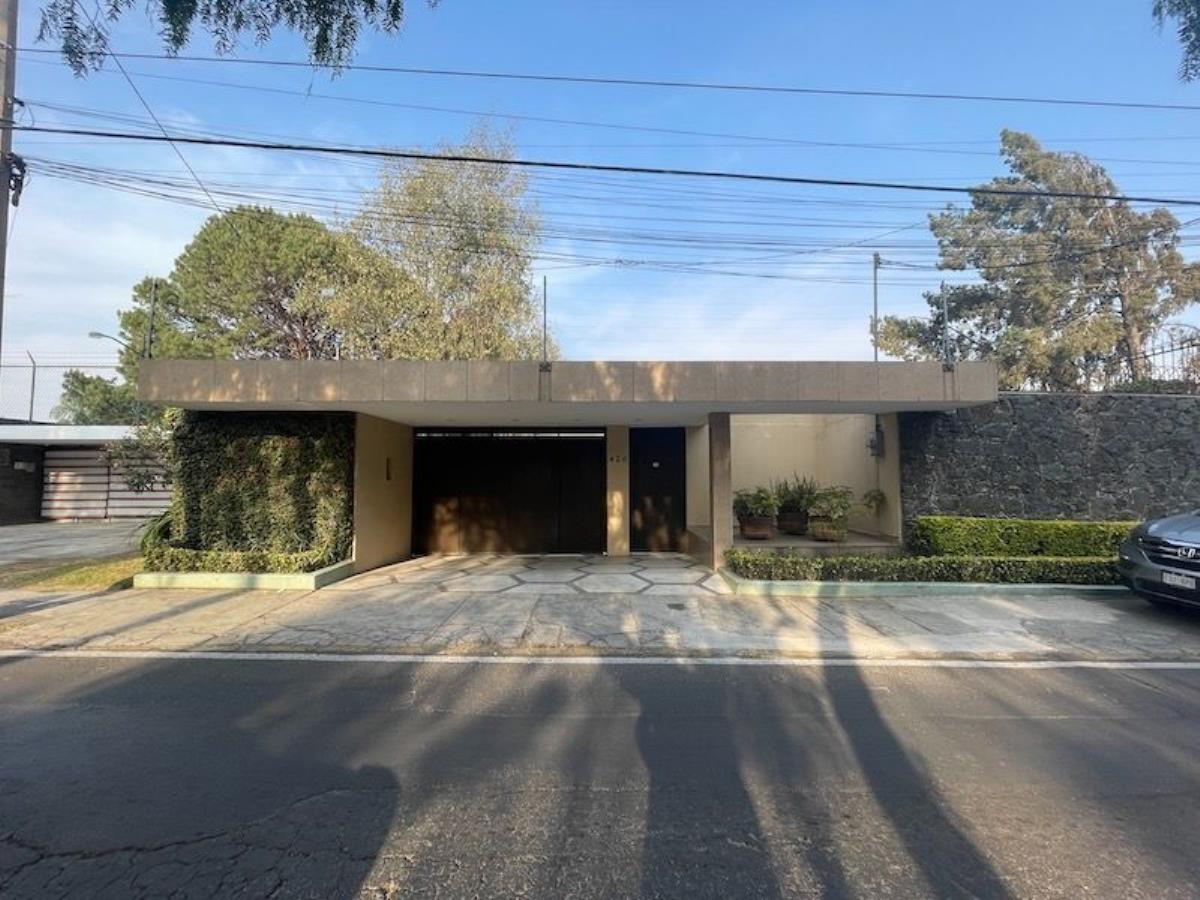 Casa en venta en Jardines del Pedregal, Álvaro Obregón — foto 1 de 30