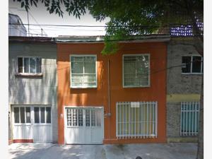 Casa en Nueva Santa Maria, Azcapotzalco, Ciudad de México