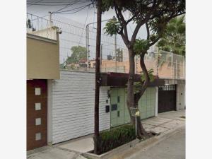 Casa en Bosque de Echegaray, Naucalpan de Juárez, México