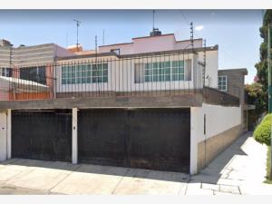 Casa en Paseos de Taxqueña, Coyoacán, Ciudad de México