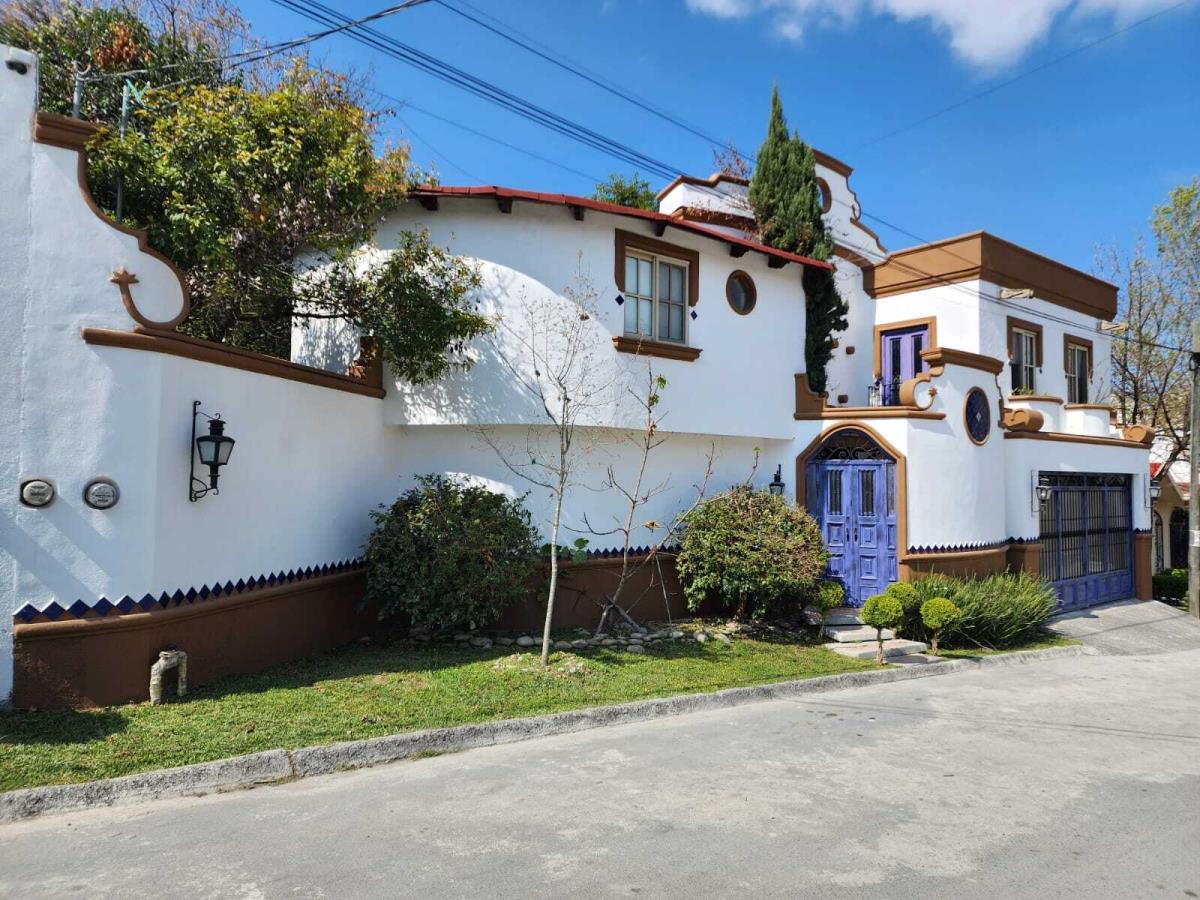 Casa en venta en Jardines de Santiago, Santiago — foto 1 de 34