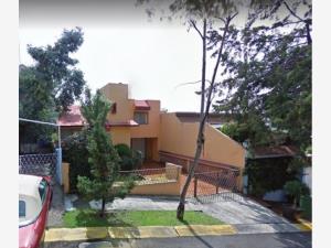 Casa en venta en Paseos del Bosque, Naucalpan de Juárez — foto 3 de 6