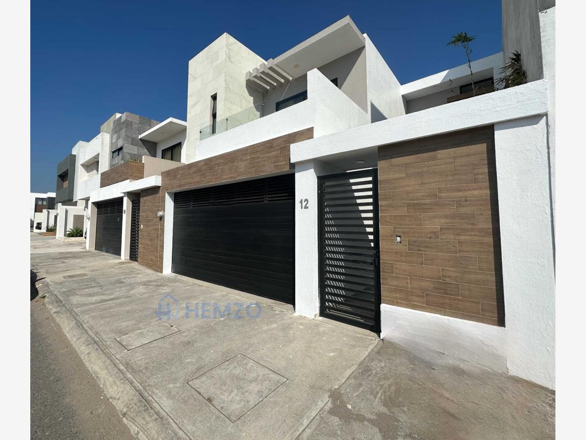Casa en venta en Lomas de la Rioja, Alvarado — foto 1 de 6