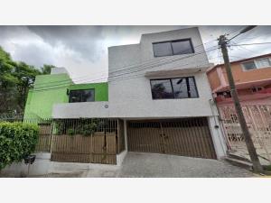 Casa en Las Alamedas, Atizapán de Zaragoza, México