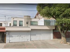 Casa en Ciudad Satelite, Naucalpan de Juárez, México