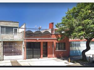 Casa en Lindavista Norte, Gustavo A. Madero, Ciudad de México