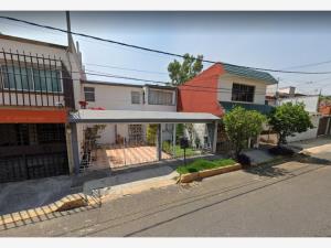 Casa en venta en Valle de Santa Mónica, Tlalnepantla de Baz — foto 3 de 9