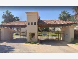Casa en venta en Campo Sur, Tlajomulco de Zúñiga — foto 2 de 14