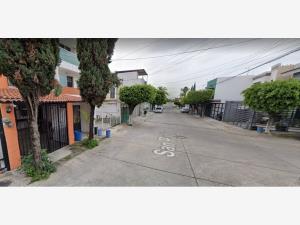 Casa en venta en Residencial Haciendas Guadalupe, Zapopan — foto 2 de 13
