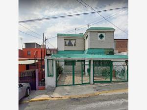 Casa en Ampliación Vista Hermosa, Tlalnepantla de Baz, México